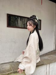 -一揽芳华汉服旗袍体验馆(拙政园店)