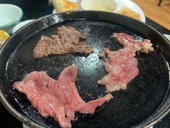 铁板牦牛肉-藏味八珍特色火锅