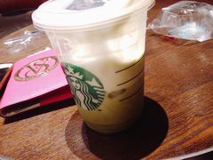 -星巴克臻选(南京金茂览秀城店)