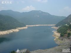 俯瞰白溪水库-浙东大峡谷风景区