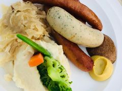 -LENBACH兰巴赫西餐啤酒坊(大连东港店)