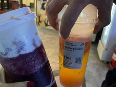 -喜茶(北京华贸购物中心店)