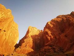 -天山神秘大峡谷