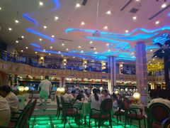 -碧中海汤泉汗蒸酒店