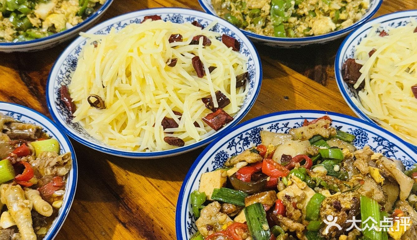 地道小碗辣炒面尝鲜