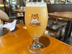 -HUZI虎滋精酿餐吧(京西大悦城店)