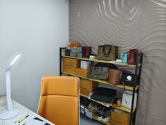 -聚云奢二手奢侈品黄金手表包包回收·中古店(三里屯总店)
