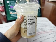 -星巴克臻选(莘庄仲盛店)