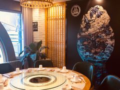 包厢-牛记皇鲜牛肉火锅(环球度假区梨园店)