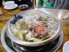 -泸州酸菜豆花火锅川师店
