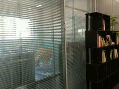 -河北盛世之星奔驰4S店(赵佗公园店)