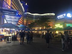 -喷泉广场餐厅·宵夜·海鲜烧烤大排档(长隆企鹅酒店)