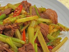 -汗腾格里·风味餐厅(新疆驻京办店)