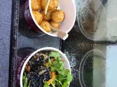 糖油粑粑-黑色经典臭豆腐·长沙鲜食商店(坡子街店)