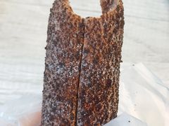 巧克力开心果面包-巴黎贝甜(杨浦宝地店)