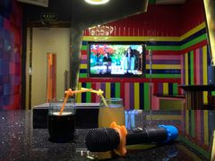-K+全国连锁KTV(绿地缤纷天地店)