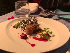 鹅肝藜麦脆-弦月窗LUNETTE BY AMANDA(复兴路店)