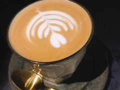 -UNI UNI(环亚凯瑟琳店)