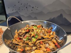 -三湘四水正宗湘菜(君峰路店)