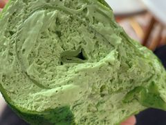 -炉边皮皮·烘焙甜品工厂店