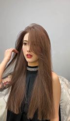 -十六番发型师事务所