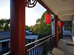 -龙湖东院农庄(乡间小路店)