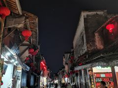 -临街徽菜馆·正宗黄山味