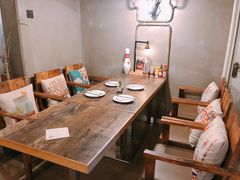 -HIGH FIVE哈福手工汉堡(桂林路店)