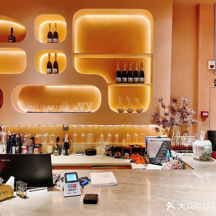 爱马仕橙小洋楼🌆AMA新派融合料理