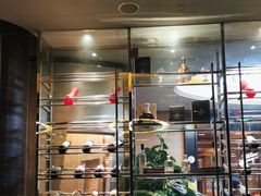 -宝利来国际大酒店-凤凰阁旋转餐厅