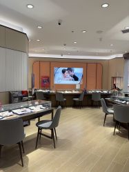-周生生Chow Sang Sang(先天下店)