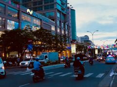 -芽庄中心购物广场