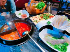 -热火朝天鲜切牛肉火锅(南强街巷店)