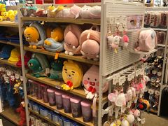 -名创优品(万达广场河东店)