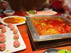 -二荆条·蜀鲜汇城市森林火锅