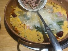 -洱火云南酸菜牛肉火锅(石景山当代商城店)