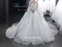 -MANLI BRIDAL婚纱