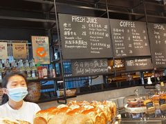 面包甜点陈列柜-麦田工坊(月湖店)