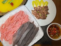 -小天鹅火锅·一线江景洪鼎旗舰店(洪崖洞店)