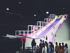 -嘿哟动霸CHUA·新潮玩运动娱乐中心·蹦床滑冰团建乐园