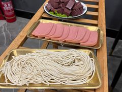 -刘少华贵州小黄牛·鲜牛肉火锅(总店)