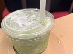 -星巴克(上海虹桥站2A检票口)
