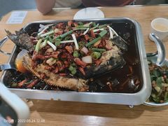 -鸣记脆皮烤鱼(铁西店)