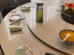 -七的湖·晚芳亭·阳澄湖农家菜·大闸蟹(莲花岛店)