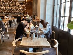 -Common Table · Brunch & Coffee
