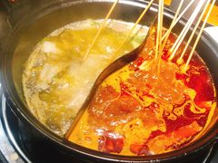 -两三事小郡肝串串香火锅(桂庙店)