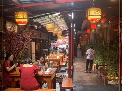 门面-三道苗苗鱼·美蛙黄辣丁(八里店)