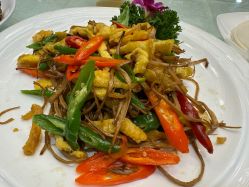 -鑫淼餐饮娱乐中心(江东街店)