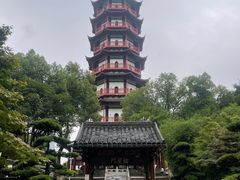 -绳金塔