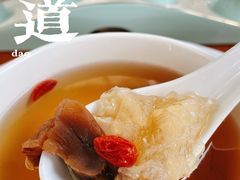 玉竹炖鲟龙根汤-鲜璟台(上海中心店)
